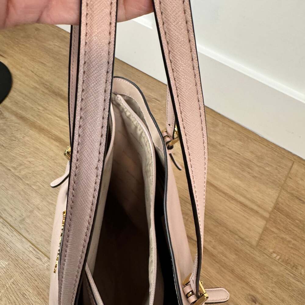 Michael Kors Charlotte Large Top Zip Saffiano Leather Tote in Powder Blush - Picture 8 of 16